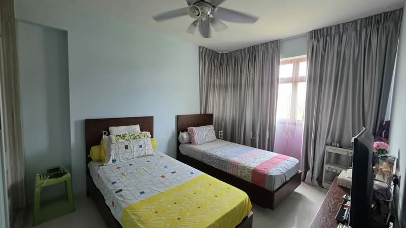 313B Sumang Link, 313B Sumang Link, 3 Bedrooms, 1,205 sqft, HDB Flat For Rent, by Rosanne Lim, 500231697 - Bedroom - PropertyGuru.com.sg