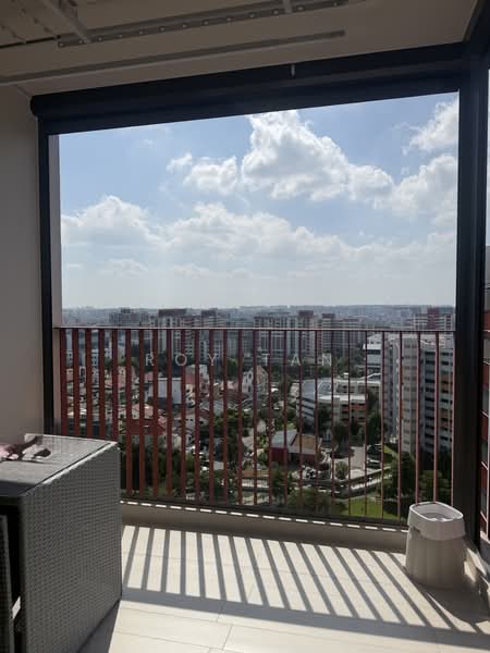 Riverfront Residences, 41 Hougang Avenue 7, 3 Bedrooms, 1,087 sqft, Condominium For Sale, by Roy Tan, 500231709 - Balcony - PropertyGuru.com.sg