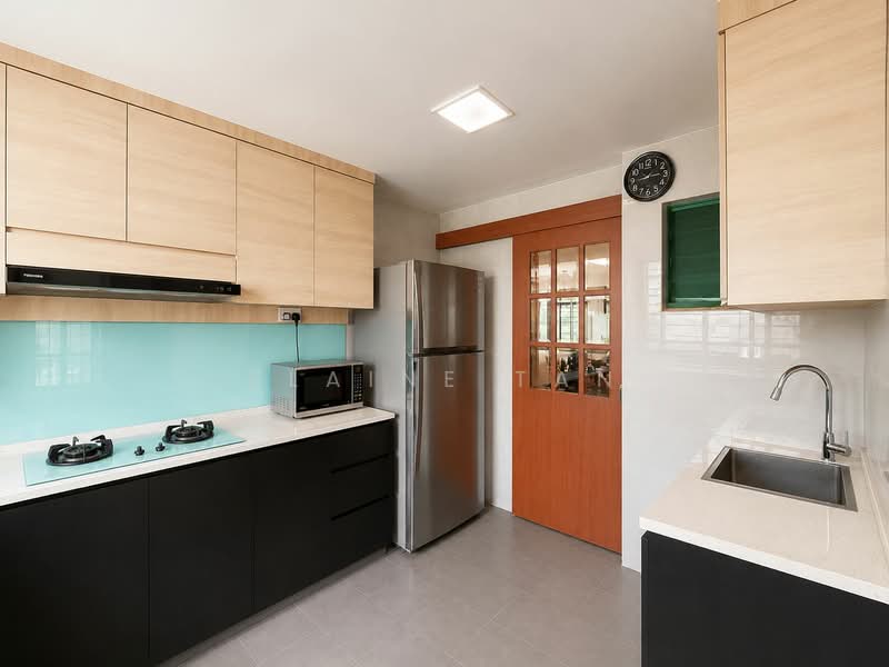 Near Serangoon MRT and NEX. Next to Yangzheng Primary School, Hougang / Punggol / Sengkang, 3 Bedrooms, 1,658 sqft, Condominium For Sale, by Elaine Tan, 500231711 - Kitchen - PropertyGuru.com.sg