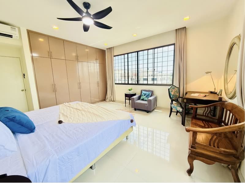 Botanic Gardens View, 19 Taman Serasi, Room Rental, 250 sqft, Apartment For Rent, by Liau Li Jun, 500231730 - Bedroom - PropertyGuru.com.sg