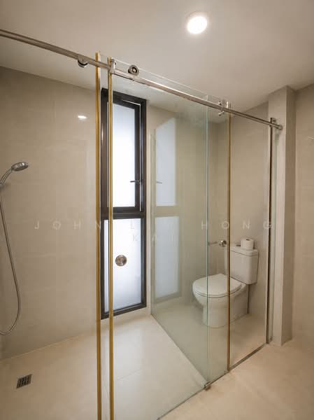 Archipelago, 509 Bedok Reservoir, 2 Bedrooms, 840 sqft, Condominium For Sale, by John Lim Hong Kai, 500231736 - Bathroom - PropertyGuru.com.sg