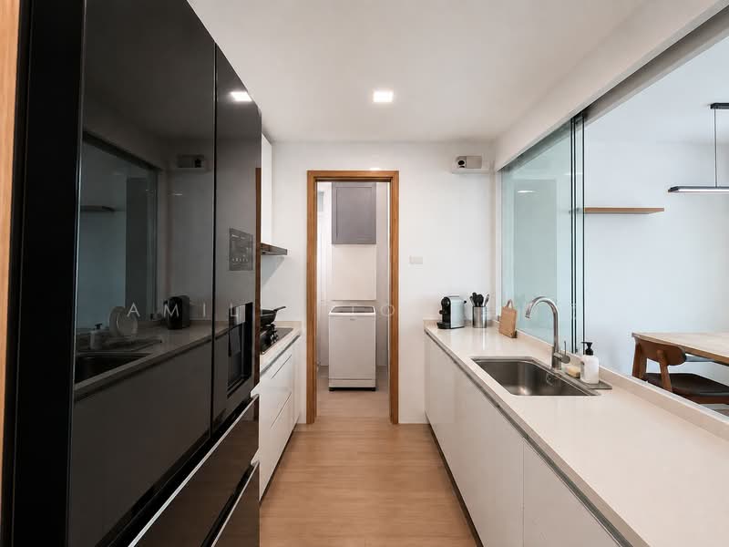 Tree House, 60 Chestnut Avenue, 4 Bedrooms, 1,249 sqft, Condominium For Sale, by Amilia Toh 卓翰丽, 500231740 - Kitchen - PropertyGuru.com.sg