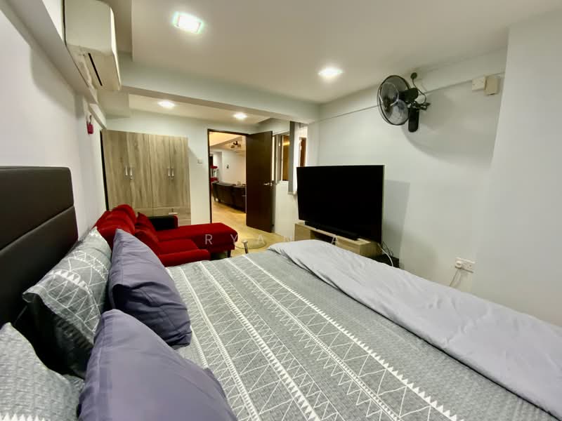 Teacher's Housing Estate, Tagore Avenue, 6 Bedrooms, 3,600 sqft, Terraced House For Sale, by Ryan A, 500231744 - Basement - Bedroom 5 - PropertyGuru.com.sg
