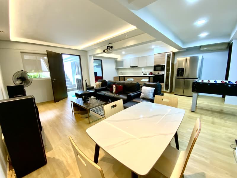 Teacher's Housing Estate, Tagore Avenue, 6 Bedrooms, 3,600 sqft, Terraced House For Sale, by Ryan A, 500231744 - Basement Living Room - PropertyGuru.com.sg