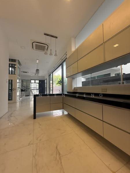 Sixth Avenue, Tanglin / Holland / Bukit Timah, 5 Bedrooms, 4,570 sqft, Semi-Detached House For Rent, by Jansen Feng, 500231752 - Kitchen - PropertyGuru.com.sg