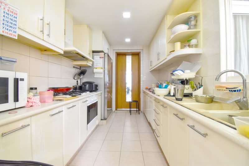 Costa Del Sol, 76 Bayshore Road, 4 Bedrooms, 1,561 sqft, Condominium For Sale, by Zen Lim, 500231763 - Kitchen - PropertyGuru.com.sg