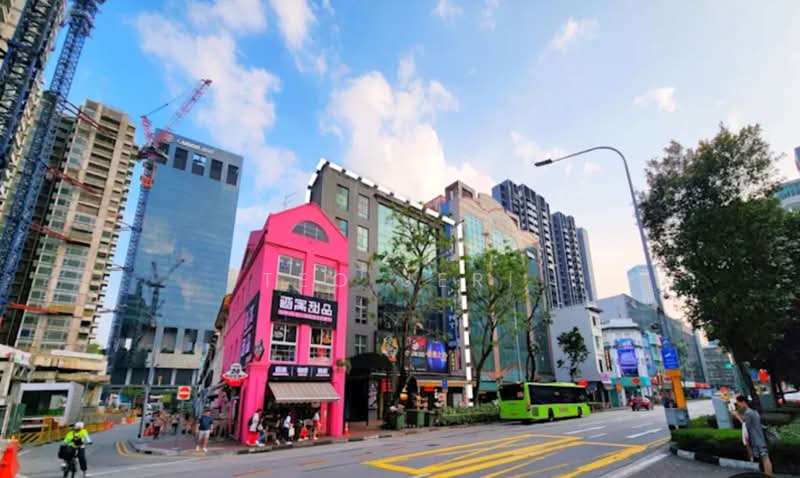 Bugis Point, 530 North Bridge Road, 2,142 sqft, Mall Shop For Rent, by Teo Jeri, 500231767 - Exterior - CommercialGuru.com.sg