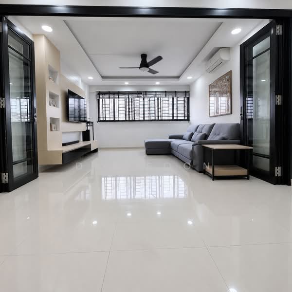 516 Bedok North Avenue 2, 516 Bedok North Avenue 2, 3 Bedrooms, 1,281 sqft, HDB Flat For Sale, by Dan Soon, 500231768 - Living Room - PropertyGuru.com.sg