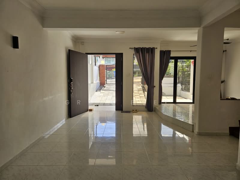 Opera Estate, Maria Avenue, 5 Bedrooms, 2,800 sqft, Terraced House For Rent, by Grace Boey, 500231770 - Living & Dining area - PropertyGuru.com.sg