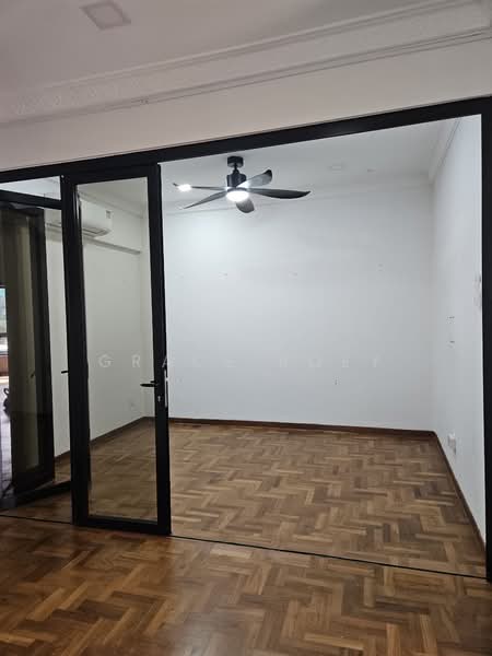 Opera Estate, Maria Avenue, 5 Bedrooms, 2,800 sqft, Terraced House For Rent, by Grace Boey, 500231770 - Bedroom cum Study - PropertyGuru.com.sg