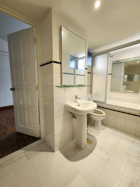 Chancery Court, 36A Dunearn Road, 3 Bedrooms, 2,034 sqft, Condominium For Rent, by Richard Then, 500231772 - Bathroom - PropertyGuru.com.sg
