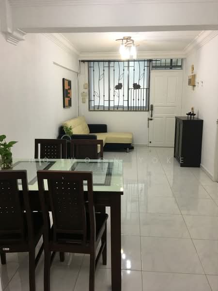 12 Holland Avenue, 12 Holland Avenue, 2 Bedrooms, 699 sqft, HDB Flat For Rent, by Ho Woon Yoke, 500231773 - Living Room - PropertyGuru.com.sg