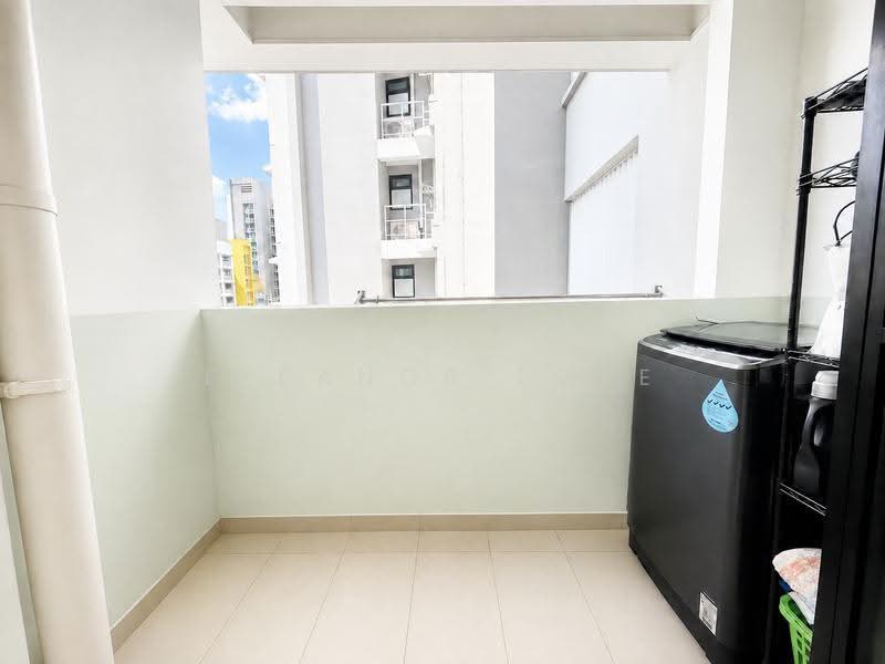419B Northshore Drive, 419B Northshore Drive, Hougang / Punggol / Sengkang, 2 Bedrooms, 721 sqft, HDB Flat For Sale, by Eleanor Loke, 500231777 - Balcony - PropertyGuru.com.sg