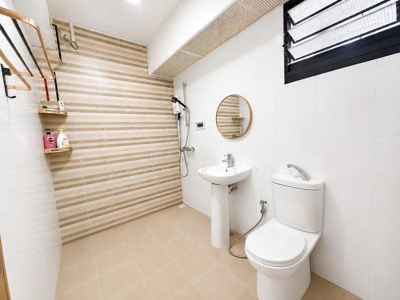 419B Northshore Drive, 419B Northshore Drive, Hougang / Punggol / Sengkang, 2 Bedrooms, 721 sqft, HDB Flat For Sale, by Eleanor Loke, 500231777 - Bathroom - PropertyGuru.com.sg
