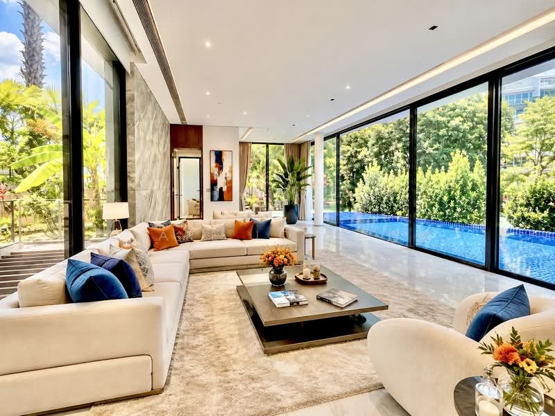 Super cheap pearl island bungalow for sale!, , 6 Bedrooms, 7,162 sqft, Bungalow House For Sale, by Clare Loh 卢煜婕, 500231778 - Living Room - PropertyGuru.com.sg