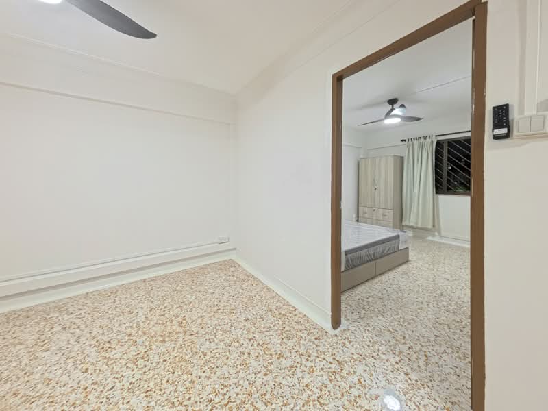 122 Bedok North Street 2, 122 Bedok North Street 2, Studio, 760 sqft, HDB Flat For Rent, by David Wang, 500231779 - Bedroom - PropertyGuru.com.sg