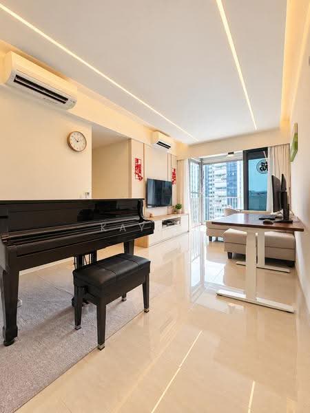 The Florence Residences, 99 Hougang Avenue 2, Hougang / Punggol / Sengkang, 3 Bedrooms, 990 sqft, Condominium For Sale, by Kayden Siow, 500231786 - Living Room - PropertyGuru.com.sg