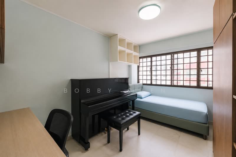 661 Yishun Avenue 4, 661 Yishun Avenue 4, 3 Bedrooms, 980 sqft, HDB Flat For Sale, by Bobby Chen, 500231796 - Bedroom - PropertyGuru.com.sg