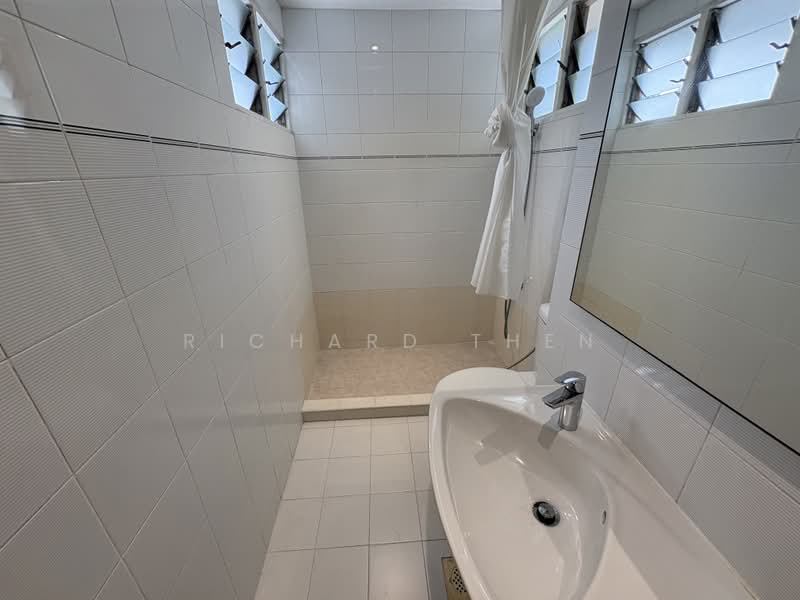 Chancery Court, 36C Dunearn Road, 3 Bedrooms, 2,035 sqft, Condominium For Rent, by Richard Then, 500231797 - Bathroom - PropertyGuru.com.sg