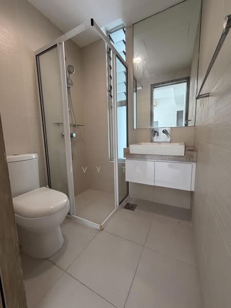 Citylights, 88 Jellicoe Road, 2 Bedrooms, 893 sqft, Condominium For Rent, by Ivy Tay, 500231799 - Common Bathroom - PropertyGuru.com.sg