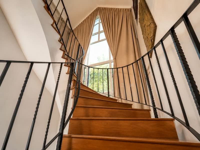 Sunrise Gardens, 57 Sunrise Gardens, 4 Bedrooms, 2,077 sqft, Condominium For Sale, by Lim Wei Zhi, 500231801 - Interior - PropertyGuru.com.sg