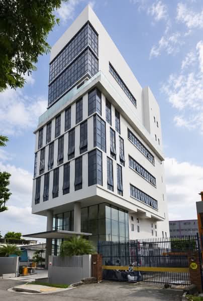 3 Kim Chuan Lane, , 41,710 sqft, Factory / Workshop (B2) For Sale, by Annalyn Ooi, 500231804 - Exterior - CommercialGuru.com.sg