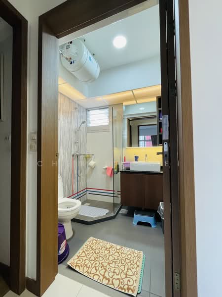 433C Bukit Batok West Ave 8, 433C Bukit Batok West Ave 8, Room Rental, 100 sqft, HDB Flat For Rent, by Chen Haowei, 500231807 - Bathroom - PropertyGuru.com.sg
