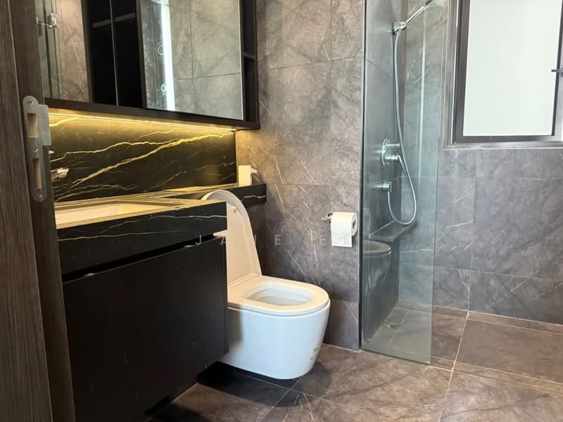 Hyll on Holland, 99 Holland Road, Tanglin / Holland / Bukit Timah, 2 Bedrooms, 721 sqft, Condominium For Sale, by Jane Ee, 500231812 - PropertyGuru.com.sg
