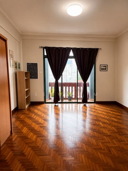 Westville, Westwood Avenue, 5 Bedrooms, 2,400 sqft, Corner Terrace For Sale, by Jeslyn Lim, 500231824 - Living Room - PropertyGuru.com.sg