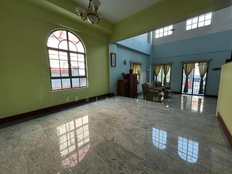 Westville, Westwood Avenue, Boon Lay / Jurong / Tuas, 5 Bedrooms, 2,400 sqft, Corner Terrace For Sale, by Jeslyn Lim, 500231824 - Living Room - PropertyGuru.com.sg