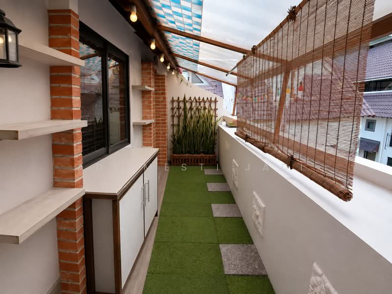 The Springfield, Chempaka Kuning Link, 5 Bedrooms, 2,336 sqft, Terraced House For Sale, by Adi Mesti Jadi, 500231833 - Balcony - PropertyGuru.com.sg