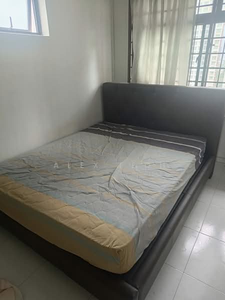 297 Bukit Batok Street 22, 297 Bukit Batok Street 22, Room Rental, 100 sqft, HDB Flat For Rent, by Alex Teoh, 500231850 - Bedroom - PropertyGuru.com.sg