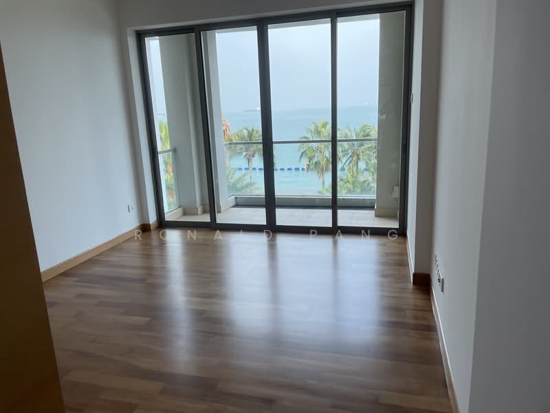 The Berth by the Cove, 202 Ocean Drive, 4 Bedrooms, 1,883 sqft, Condominium For Sale, by Ronald Pang, 500231851 - Balcony - PropertyGuru.com.sg