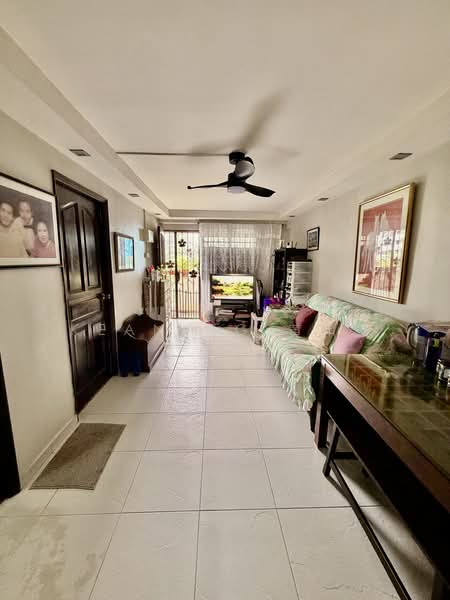 119 Ho Ching Road, 119 Ho Ching Road, 2 Bedrooms, 721 sqft, HDB Flat For Sale, by Kean Ng 黄和杰, 500231855 - Living Room - PropertyGuru.com.sg