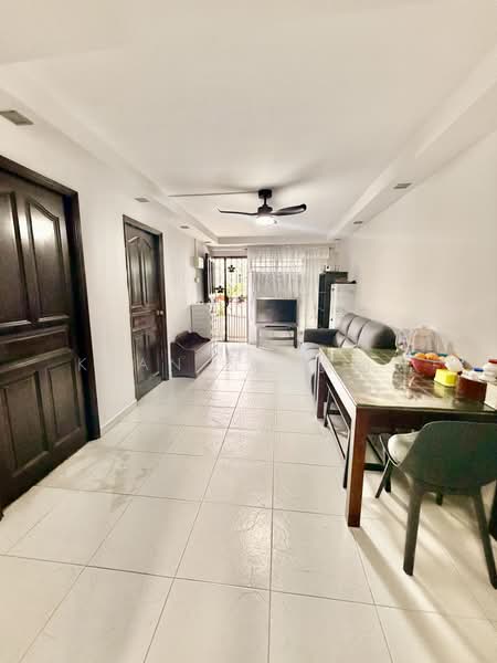 119 Ho Ching Road, 119 Ho Ching Road, Boon Lay / Jurong / Tuas, 2 Bedrooms, 721 sqft, HDB Flat For Sale, by Kean Ng 黄和杰, 500231855 - Living Room - PropertyGuru.com.sg