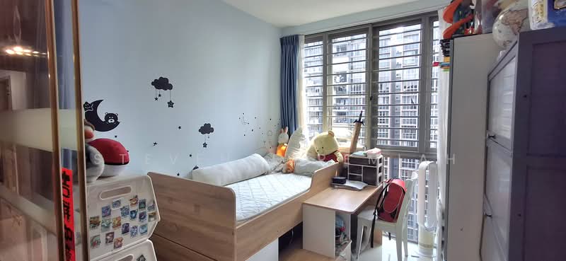 Sol Acres, 8 Choa Chu Kang Grove, 5 Bedrooms, 1,216 sqft, Condominium For Sale, by Steven Jeremiah, 500231860 - Bedroom #4 - PropertyGuru.com.sg