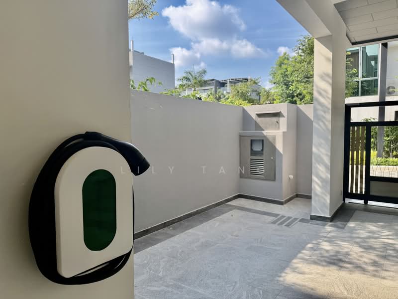 Belgravia Ace, 100 Belgravia Drive, Seletar / Yio Chu Kang, 5 Bedrooms, 4,058 sqft, Semi-Detached House For Sale, by Lily Tang, 500231864 - Exterior - PropertyGuru.com.sg