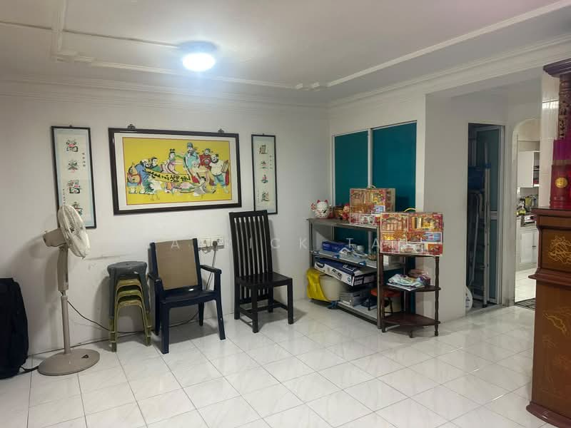 329 Woodlands Street 32, 329 Woodlands Street 32, 3 Bedrooms, 904 sqft, HDB Flat For Sale, by Patrick Tan, 500231868 - Living Room - PropertyGuru.com.sg