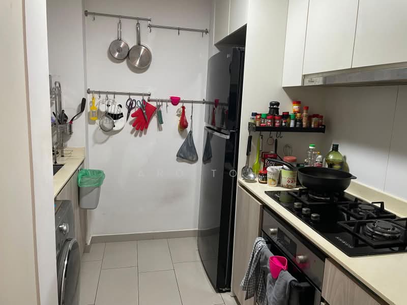The Criterion, 7 Yishun Street 51, 3 Bedrooms, 893 sqft, Condominium For Rent, by Aro Toh, 500231874 - Kitchen - PropertyGuru.com.sg