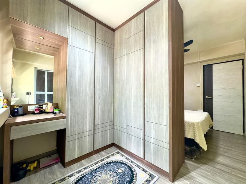 730 Tampines Street 71, 730 Tampines Street 71, 4 Bedrooms, 1,335 sqft, HDB Flat For Sale, by Farah Zack, 500231899 - Bedroom - PropertyGuru.com.sg