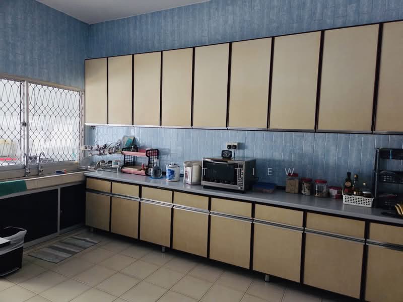 Island Park, , 4 Bedrooms, 5,000 sqft, Semi-Detached House For Sale, by Gilbert Tiew, 500231911 - Kitchen - PropertyGuru.com.sg