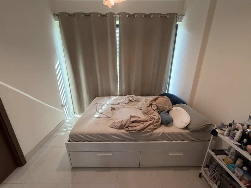 Centra Suites, 38 Geylang Lorong 25A, 1 Bedroom, 452 sqft, Apartment For Rent, by Derek Soh, 500231918 - Bedroom - PropertyGuru.com.sg