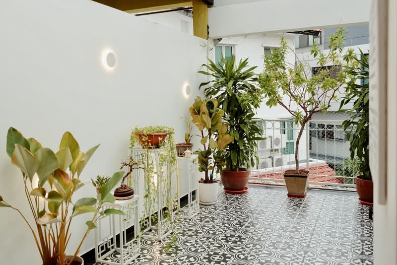 Level 2 Spacious 1,550sqft of beautifully renovated, liveable space, Waringin Park, Kembangan, Sin Chuan Garden,, 3 Bedrooms, 1,388 sqft, Walk-up Apartment For Sale, by Tien Tien Chen, 500231919 - Balcony - PropertyGuru.com.sg
