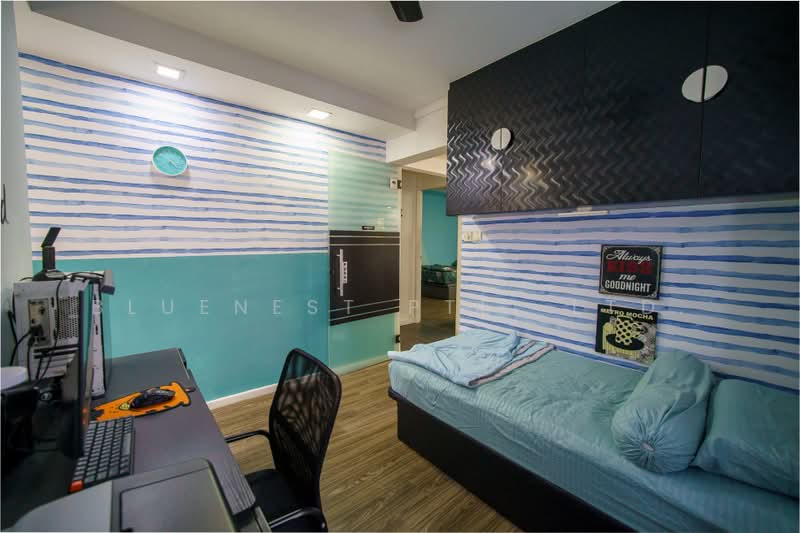 420 Woodlands Street 41, 420 Woodlands Street 41, 5 Bedrooms, 1,905 sqft, HDB Flat For Sale, by KENNETH CHUA, 500231924 - Bedroom - PropertyGuru.com.sg