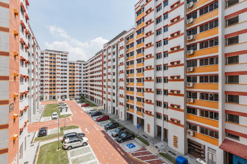 438 Choa Chu Kang Avenue 4, 438 Choa Chu Kang Avenue 4, 3 Bedrooms, 1,141 sqft, HDB Flat For Sale, by KOH YONG JIAN, 500231925 - Exterior - PropertyGuru.com.sg