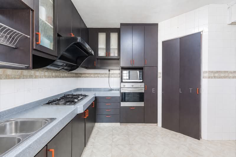 438 Choa Chu Kang Avenue 4, 438 Choa Chu Kang Avenue 4, 3 Bedrooms, 1,141 sqft, HDB Flat For Sale, by KOH YONG JIAN, 500231925 - PropertyGuru.com.sg