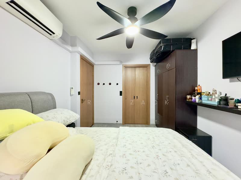 114B Alkaff Crescent, 114B Alkaff Crescent, 2 Bedrooms, 732 sqft, HDB Flat For Sale, by Farah Zack, 500231926 - Bedroom - PropertyGuru.com.sg