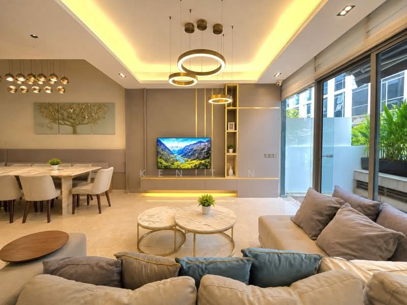 Belgravia Villas, 200 Ang Mo Kio Avenue 5, 5 Bedrooms, 3,584 sqft, Cluster House For Sale, by Ken Tan, 500231927 - Living Room - PropertyGuru.com.sg