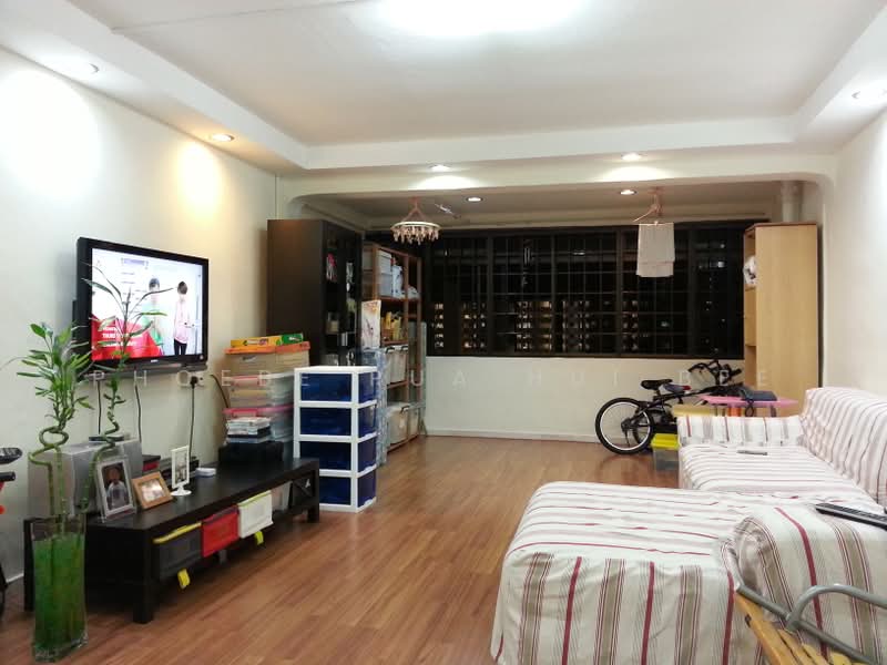 552 Bedok North Avenue 1, 552 Bedok North Avenue 1, 3 Bedrooms, 1,302 sqft, HDB Flat For Sale, by Phoebe Pua Hui Bee, 500231929 - Living Room - PropertyGuru.com.sg