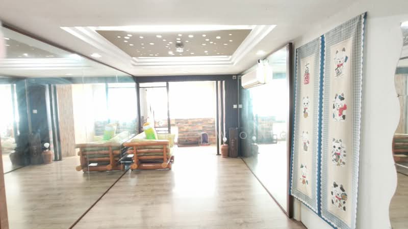 138 Marsiling Road, 138 Marsiling Road, 4 Bedrooms, 1,700 sqft, HDB Flat For Rent, by Henry Wong, 500231940 - Living Room - PropertyGuru.com.sg